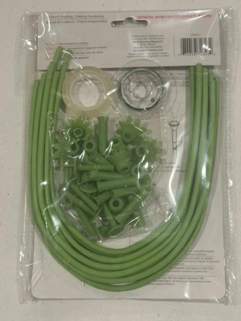 NEW We R Memory Keepers Flower Stem Kit (10 pieces)